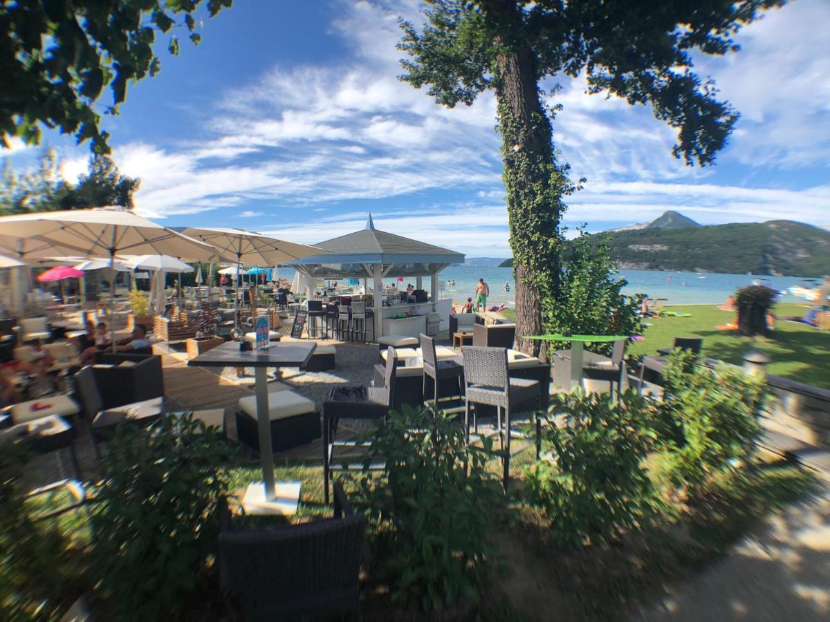 Logement Atypique Avec Vue Unique Panoramique Sur Le Lac D'Annecy, Dans Une Residence Avec Plage Et Ponton Privee Sur La Commune De Duingt Exterior foto